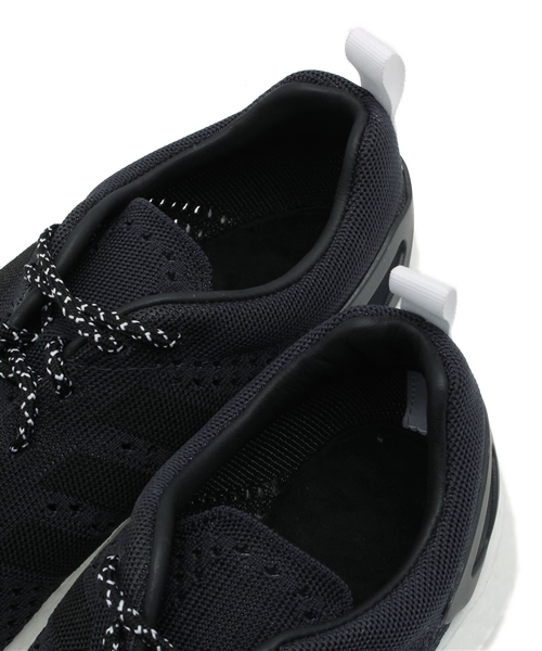 adidas(アディダス)の「ユニセックス アディダス コンソーシアム プライムニット ブースト adidas Primeknit Pure BOOST 2014(スニーカー・メンズ・グレー/ブラック・26.5cm/25.5cm/24.5cm/27.5cm)」の8枚目の写真