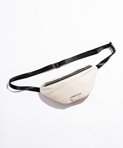 NUMBER (N)INE（ナンバーナイン）の「【NUMBER (N)INE】シャイニーナイロンツイルウエストバッグ/ショルダー（ボディバッグ/ウエストポーチ・メンズ・ホワイト/ブラック/キャメル/カーキ・FREE）」の17枚目の写真