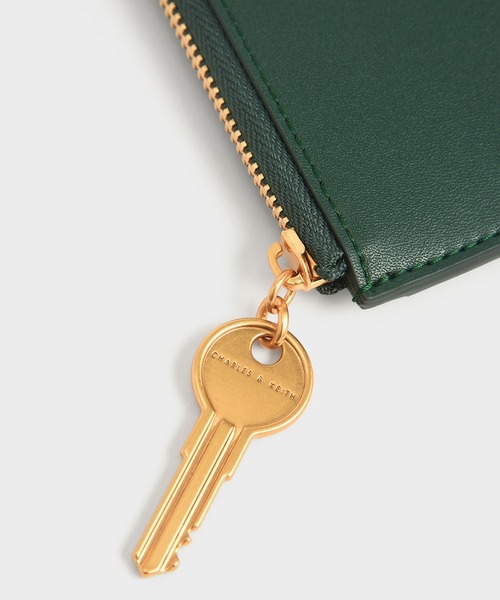 CHARLES & KEITH(チャールズ & キース)の「ジップアラウンド ミニウォレット / Zip-Around Mini Wallet(財布・レディース・ブラック/ダークグリーン/クリーム/ライトピンク/オリーブ・XXS)」の21枚目の写真