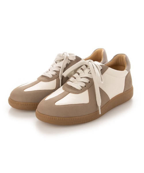 ing（イング）の「【サスティナブルシリーズ】本革レースアップスニーカー（スニーカー・レディース・クリアブラック/ホワイト系その他2/ネイビー×ホワイト・23.5cm/24.5cm/23cm/22.5cm/24cm）」の2枚目の写真