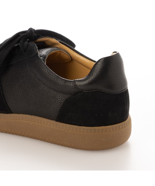 ing（イング）の「【サスティナブルシリーズ】本革レースアップスニーカー（スニーカー・レディース・クリアブラック/ホワイト系その他2/ネイビー×ホワイト・23.5cm/24.5cm/23cm/22.5cm/24cm）」の13枚目の写真