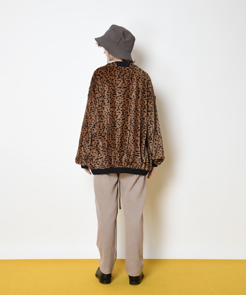 SUPERTHANKS(スーパーサンクス)の「ロゴ刺繍バイカラーバケットハット(ハット・メンズ・ライトカーキ/ライトブラック/ブラック/モカ・ONE SIZE)」の7枚目の写真