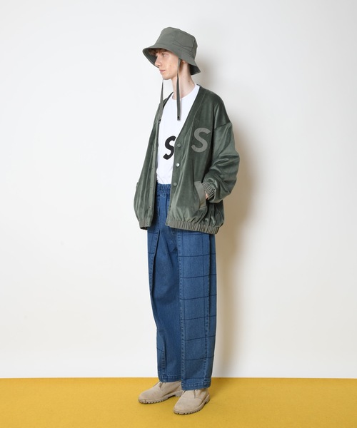 SUPERTHANKS(スーパーサンクス)の「ロゴ刺繍バイカラーバケットハット(ハット・メンズ・ライトカーキ/ライトブラック/ブラック/モカ・ONE SIZE)」の9枚目の写真