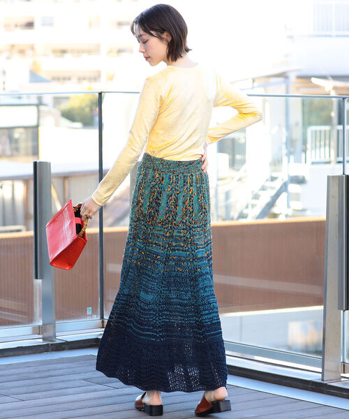 Ray BEAMS(レイビームス)の「Ray BEAMS / ベロア クルーネック ロングスリーブ Tシャツ(Tシャツ/カットソー・レディース・ベージュ/イエロー/グリーン系その他2・ONE SIZE)」の18枚目の写真