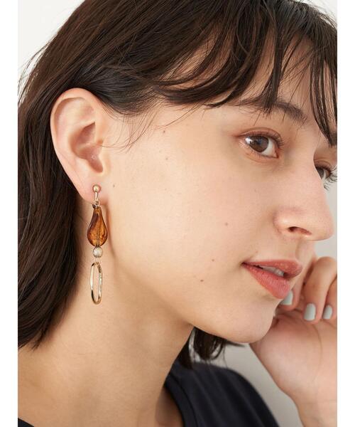 earth music&ecology(アースミュージックアンドエコロジー)の「ドロップアクリルイヤリング *(イヤリング・レディース・ブラウン/ラベンダー・FREE)」の8枚目の写真