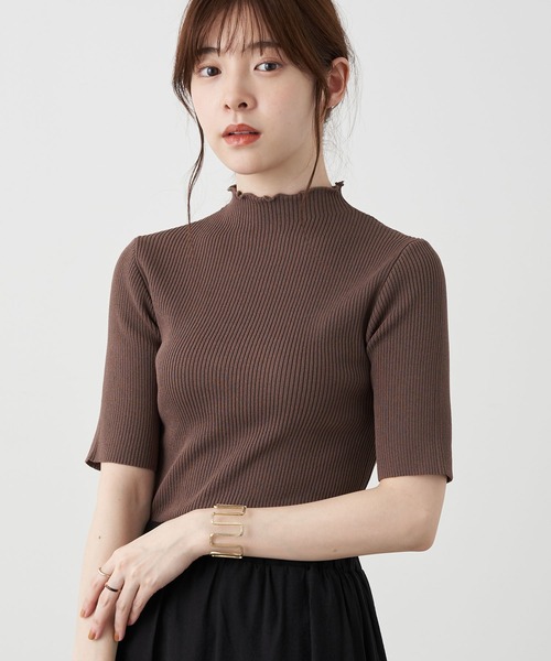 earth music&ecology（アースミュージックアンドエコロジー）の「ハイネックメローリブニット(半袖) ＊（ニット/セーター・レディース・ブラック/アイボリー/ライトブラウン/ミント/ラベンダー/ライトベージュ・M/S）」の4枚目の写真