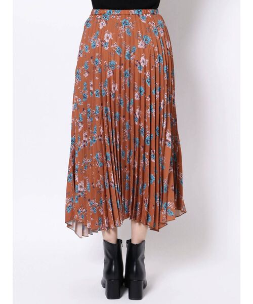 EVRIS（エヴリス）の「フラワープリントランダムプリーツスカート（スカート・レディース・ブラック/オレンジ/ブルー・FREE）」の10枚目の写真