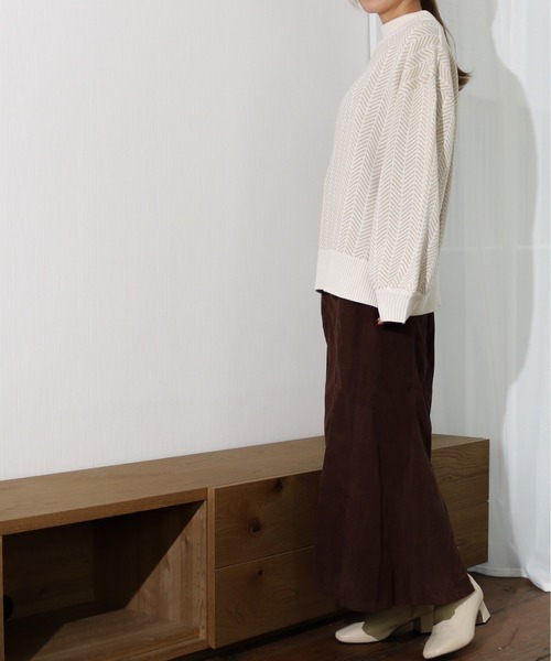 Per sist ence（パーシエンス）の「Per sist ence/パーシエンス　 アクリルへリンボーン クルーニット（ニット/セーター・レディース・モカ/アイボリー/オリーブ・FREE）」の6枚目の写真