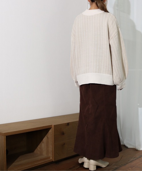 Per sist ence（パーシエンス）の「Per sist ence/パーシエンス　 アクリルへリンボーン クルーニット（ニット/セーター・レディース・モカ/アイボリー/オリーブ・FREE）」の8枚目の写真
