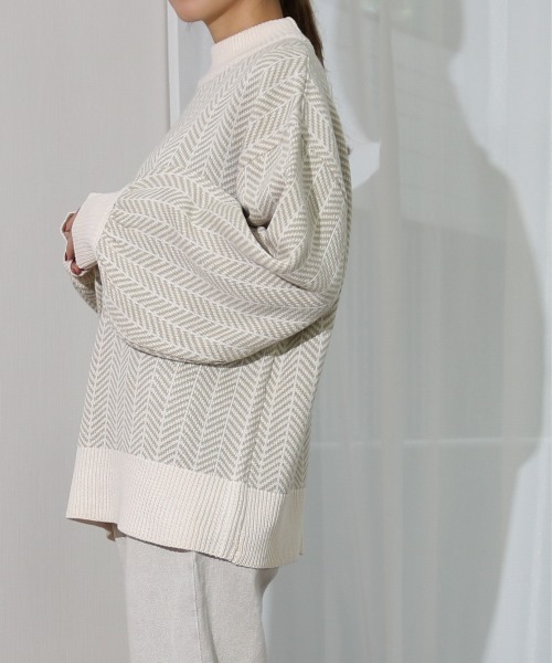 Per sist ence（パーシエンス）の「Per sist ence/パーシエンス　 アクリルへリンボーン クルーニット（ニット/セーター・レディース・モカ/アイボリー/オリーブ・FREE）」の15枚目の写真