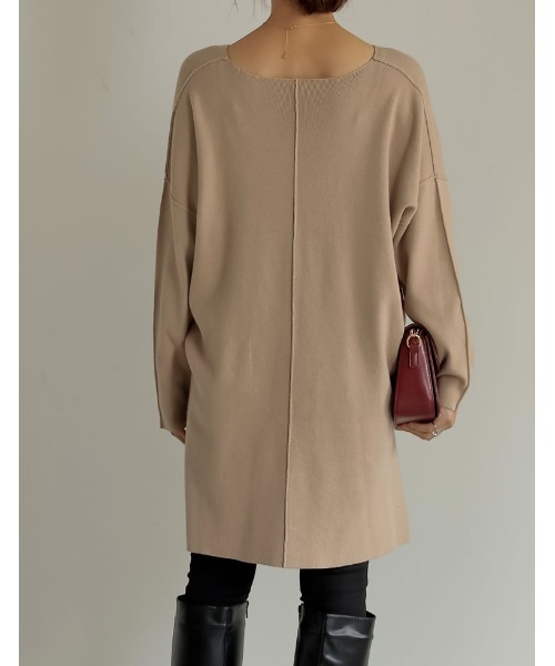 Re:EDIT（リエディ）の「アウトリンキングVネックニットプルオーバー（ニット/セーター・レディース・ブラック/アイボリー/ベージュ・MEDIUM/LARGE）」の12枚目の写真