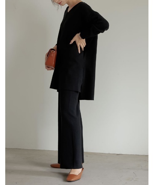 Re:EDIT（リエディ）の「アウトリンキングVネックニットプルオーバー（ニット/セーター・レディース・ブラック/アイボリー/ベージュ・MEDIUM/LARGE）」の19枚目の写真