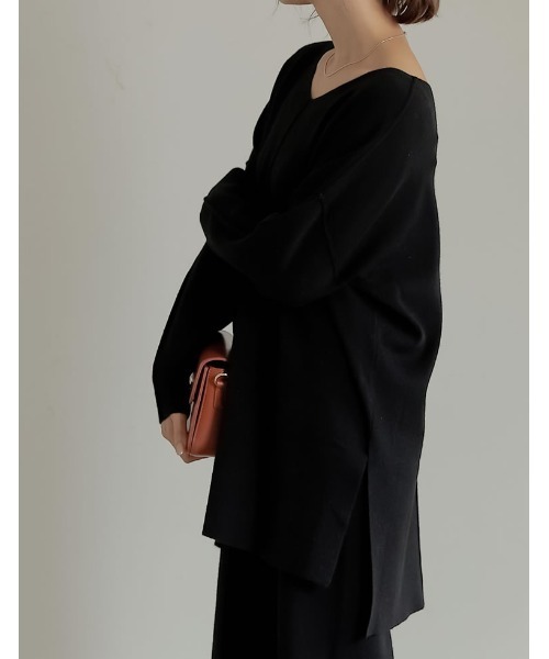 Re:EDIT（リエディ）の「アウトリンキングVネックニットプルオーバー（ニット/セーター・レディース・ブラック/アイボリー/ベージュ・MEDIUM/LARGE）」の15枚目の写真