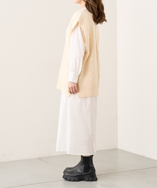 Chico(チコ)の「ケーブルベスト+ボリューム袖シャツワンピース(ワンピース・レディース・ブラック/アイボリー/ブラック系その他/ベージュ・FREE)」の15枚目の写真