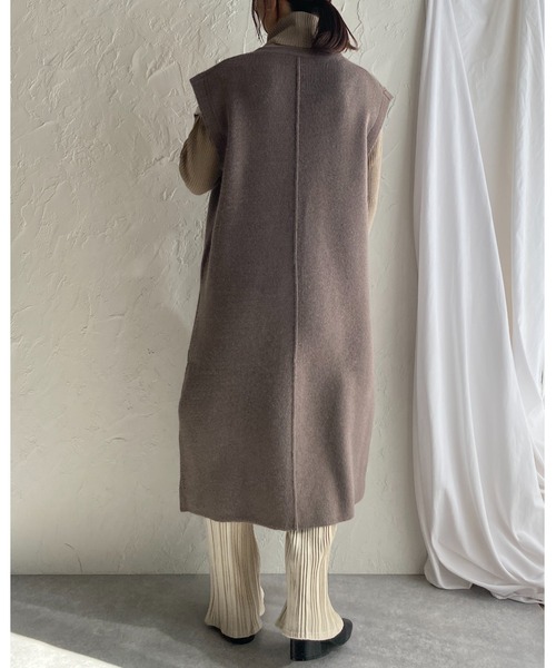 She's Closet（シーズクローゼット）の「起毛モヘアタッチサイドスリット入り深Vネックロングニットベストワンピース（ワンピース・レディース・ブラック/アイボリー/モカ/キャメル・FREE）」の20枚目の写真