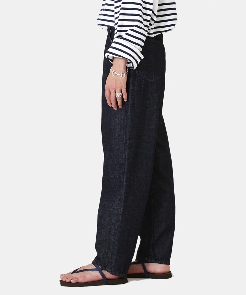 marka（マーカ）の「marka / マーカ：COCOON FIT JEANS - 10oz ORGANIC COTTON DENIM -：M22A-03PT02C[COR]（デニムパンツ・メンズ・ホワイト/インディゴブルー・1/2/3）」の15枚目の写真