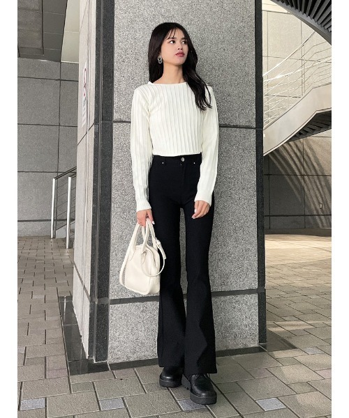 ENVYM（アンビー）の「バックリボンリブＫＮＩＴ（ニット/セーター・レディース・ホワイト/ブラック/レッド・FREE）」の7枚目の写真