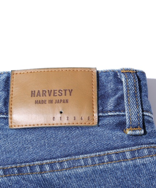 HARVESTY(ハーベスティ)の「HARVESTY/ハーベスティ 5ポケットデニムパンツ USED テーパード 美シルエット(デニムパンツ・レディース・ライトブルー・1/2)」の2枚目の写真