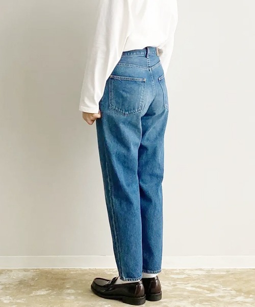 HARVESTY(ハーベスティ)の「HARVESTY/ハーベスティ 5ポケットデニムパンツ USED テーパード 美シルエット(デニムパンツ・レディース・ライトブルー・1/2)」の5枚目の写真