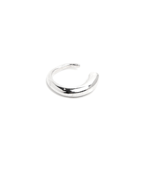 YArKA(ヤーカ)の「【YArKA/ヤーカ】silver925 pole line ear cuff /シンプルイヤーカフ シルバー925(イヤーカフ・メンズ・シルバー・FREE)」の1枚目の写真