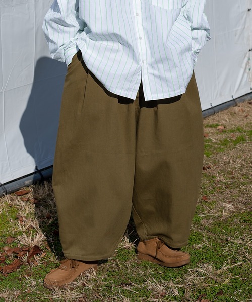 kutir（クティール）の「コットンバルーンパンツ（カーゴパンツ・メンズ・カーキ/サックスブルー/オレンジ/アイボリー・SMALL/MEDIUM/LARGE）」の3枚目の写真