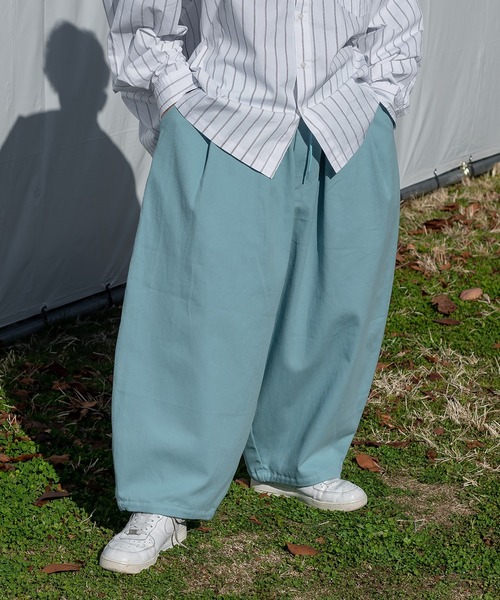 kutir（クティール）の「コットンバルーンパンツ（カーゴパンツ・メンズ・カーキ/サックスブルー/オレンジ/アイボリー・SMALL/MEDIUM/LARGE）」の21枚目の写真