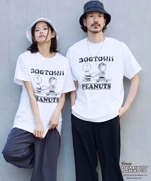 DOGTOWN(ドッグタウン)の「PEANUTS CHARLIE BROWN S/S T-SHIRTS/DOGTOWN( ドッグタウン)ピーナッツコラボ半袖Tシャツ(Tシャツ/カットソー・メンズ・ホワイト/ブラック/グレー/ライトグリーン/マルーン・MEDIUM/LARGE/X-LARGE/XX-LARGE)」の2枚目の写真