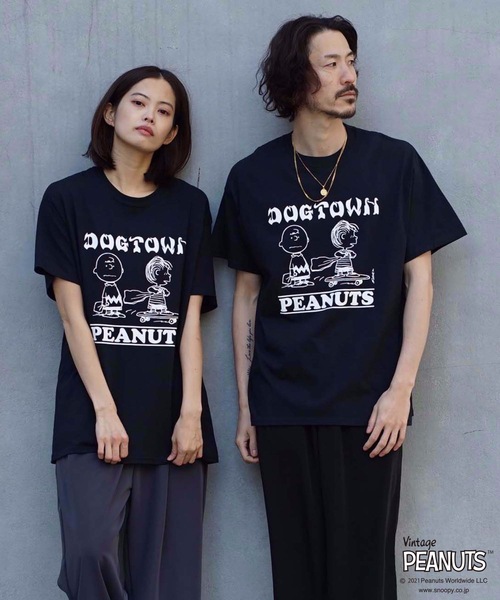DOGTOWN(ドッグタウン)の「PEANUTS CHARLIE BROWN S/S T-SHIRTS/DOGTOWN( ドッグタウン)ピーナッツコラボ半袖Tシャツ(Tシャツ/カットソー・メンズ・ホワイト/ブラック/グレー/ライトグリーン/マルーン・MEDIUM/LARGE/X-LARGE/XX-LARGE)」の3枚目の写真