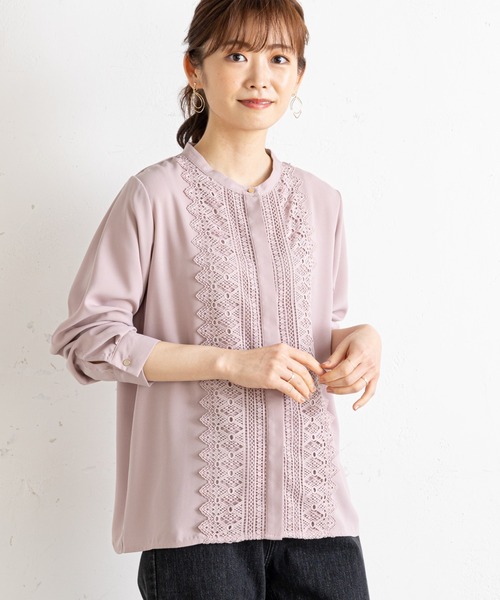 prose verse(プロズヴェール)の「センターレースフロントボタンブラウス(シャツ/ブラウス・レディース・オフホワイト/ブルー/ピンク/ブラック・MEDIUM)」の1枚目の写真