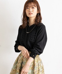 センターレースフロントボタンブラウス