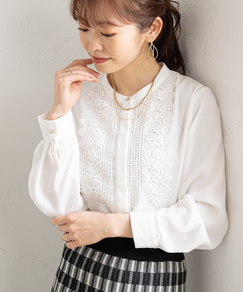 prose verse(プロズヴェール)の「センターレースフロントボタンブラウス(シャツ/ブラウス・レディース・オフホワイト/ブルー/ピンク/ブラック・MEDIUM)」の12枚目の写真