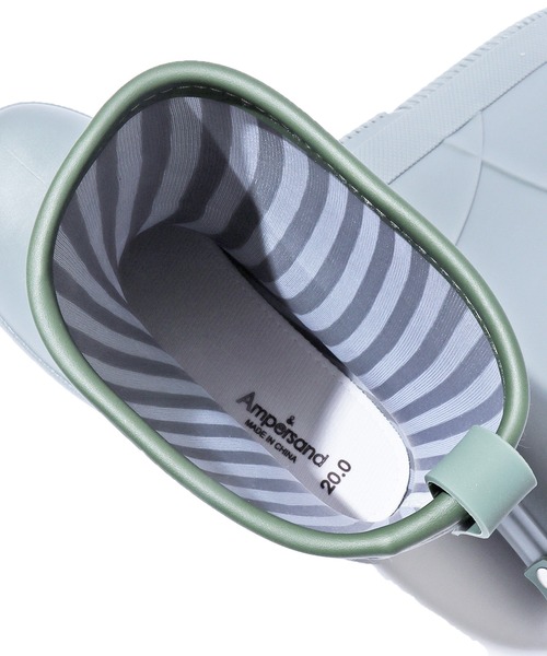 Ampersand（アンパサンド）の「Ampersand/アンパサンド プレーンカラーレインシューズ 長靴（レインシューズ・キッズ・カーキ/ブルー/グレー/ラベンダー/キャメル・19/18/20）」の17枚目の写真