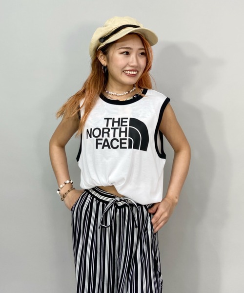 THE NORTH FACE(ザノースフェイス)の「THE NORTH FACE/ノースフェイス リンガータンクトップ/ビッグシルエットロゴタンクトップ /UVケア NT32374(タンクトップ・レディース・ホワイト/ブラック・M/L/S)」の6枚目の写真