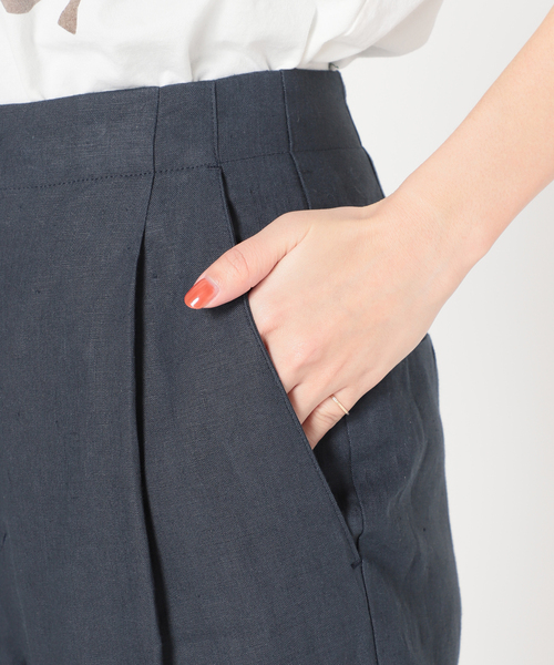 IENA（イエナ）の「フレンチリネンストレートパンツ（その他パンツ・レディース・ネイビー/ベージュ/ブラック系その他・38/40/36/34）」の16枚目の写真