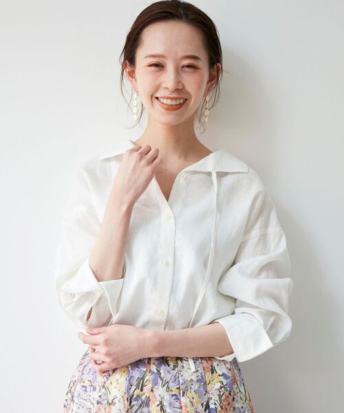 le.coeur blanc（ルクールブラン）の「le lin zephyr オープンカラーシャツ（シャツ/ブラウス・レディース・オフホワイト/イエロー/カーキオリーブ・38）」の19枚目の写真