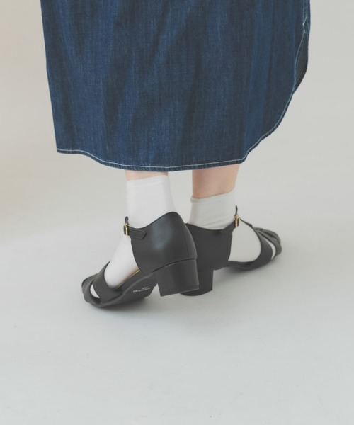 RODE SKO(ロデスコ)の「『MADE IN JAPAN』3.5センチグルカサンダル(サンダル・レディース・ホワイト/ブラック/キャメル・38/36/37)」の9枚目の写真