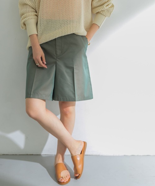 URBAN RESEARCH(アーバンリサーチ)の「シャンブレー撥水ショートパンツ(その他パンツ・レディース・カーキ/ベージュ・38/36)」の18枚目の写真