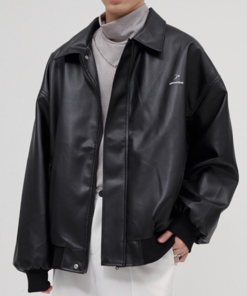 WESTBOY(ウエストボーイ)の「【WB ORIGINALS】Oversized Stadium Jacket in PU Leather WO22S2HOT01(その他アウター・メンズ・ホワイト/ブラック/ブルー・M/L/XL)」の2枚目の写真