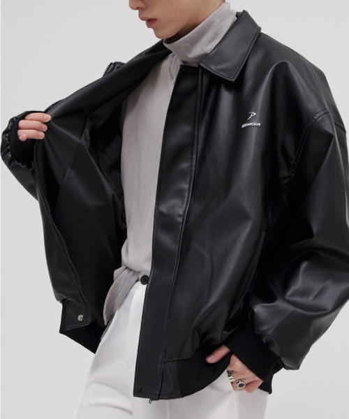 WESTBOY(ウエストボーイ)の「【WB ORIGINALS】Oversized Stadium Jacket in PU Leather WO22S2HOT01(その他アウター・メンズ・ホワイト/ブラック/ブルー・M/L/XL)」の5枚目の写真