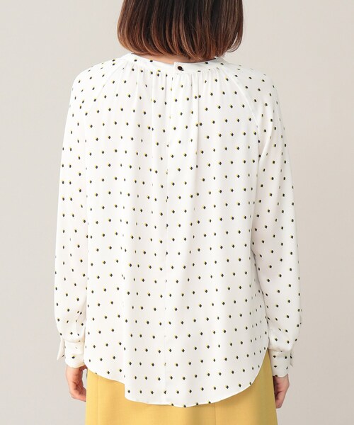 UNTITLED（アンタイトル）の「◆ダイアモンド幾何学柄ブラウス【洗える】（シャツ/ブラウス・レディース・ホワイト系3/ネイビー系・02/44/04/48/00）」の16枚目の写真