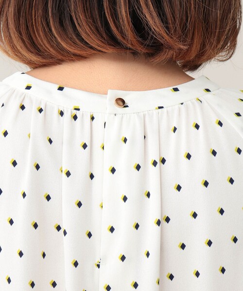 UNTITLED（アンタイトル）の「◆ダイアモンド幾何学柄ブラウス【洗える】（シャツ/ブラウス・レディース・ホワイト系3/ネイビー系・02/44/04/48/00）」の8枚目の写真