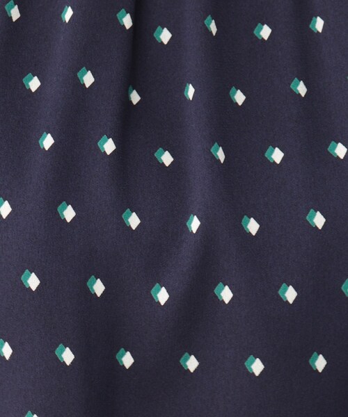 UNTITLED（アンタイトル）の「◆ダイアモンド幾何学柄ブラウス【洗える】（シャツ/ブラウス・レディース・ホワイト系3/ネイビー系・02/44/04/48/00）」の19枚目の写真