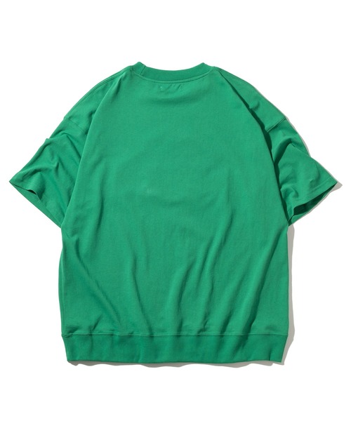 SlashDate(スラッシュデイト)の「アップリケ刺繍カレッジロゴTシャツ/半袖スウェット/ビッグシルエット/ユニセックス(Tシャツ/カットソー・レディース・ホワイト/チャコールグレー/ブルー/グリーン/ホワイト系その他/グレイッシュベージュ・M/L)」の13枚目の写真