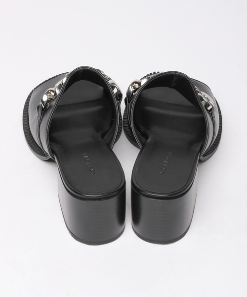 PAGEBOY（ページボーイ）の「スクエアタンクチェーンサンダル（サンダル・レディース・ブラック/オフホワイト・MEDIUM/LARGE）」の14枚目の写真