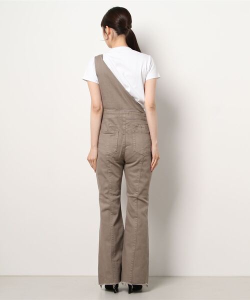 AZUL by moussy（アズールバイマウジー）の「ASYMME SUSPENDER ALLINONE/アシメサスペンダーオールインワン（つなぎ/オールインワン・レディース・ベージュ/ブルー・MEDIUM/SMALL）」の3枚目の写真