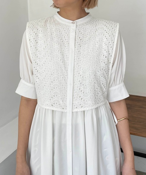 CAPRICIEUX LE'MAGE（カプリシューレマージュ）の「レースレイヤード半袖シャツワンピース（ワンピース・レディース・ホワイト/ブラック・FREE）」の21枚目の写真