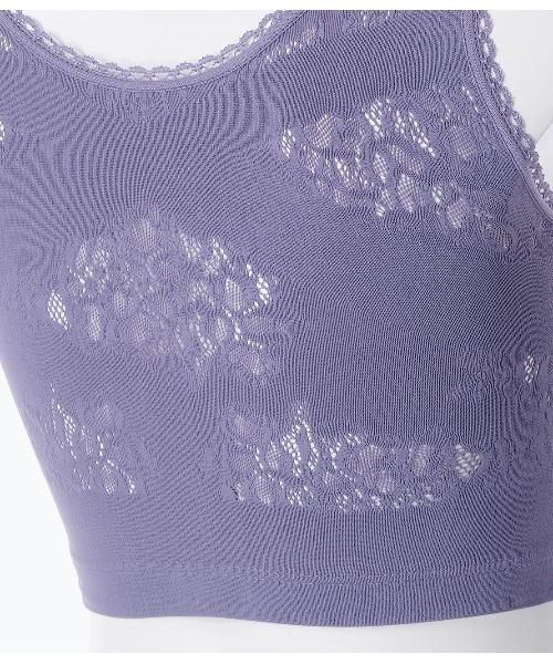 PEACH JOHN（ピーチジョン）の「【ぐーんと伸びてバストをホールド。パッド付き寝る時用ブラ】コンフォートナイトブラ（ナイトブラ・レディース・パープル/ネイビー・1/2）」の5枚目の写真