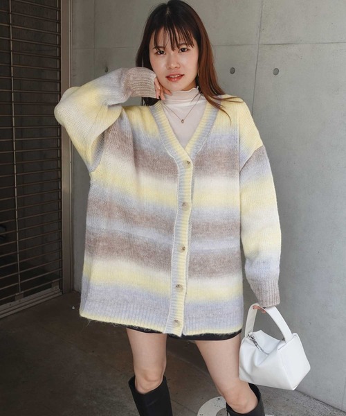 CORNERS（コーナーズ）の「グラデーションVネックニットカーディガン（カーディガン/ボレロ・レディース・ピンク/イエロー/アイボリー・FREE）」の18枚目の写真