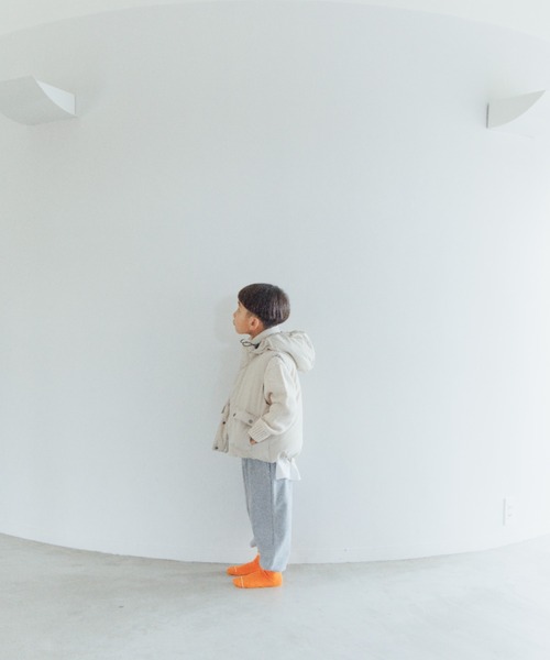 LOWRYS FARM(ローリーズファーム)の「エアサーマルベスト 349164(ダウンベスト・キッズ・ブラック/カーキ/アイボリー・110cm/120cm/130cm/140cm/150cm)」の22枚目の写真