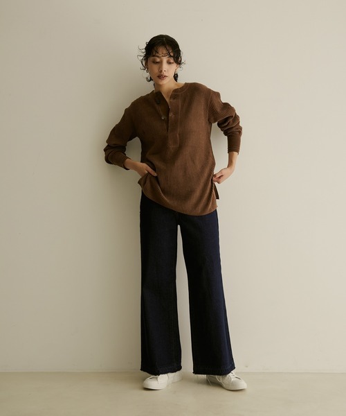 SALON adam et rope'（サロン アダム エ ロペ）の「【極上の肌ざわり】ワッフルヘンリーネックT-CreamyCotton /クリーミーコットン-（Tシャツ/カットソー・レディース・ブラウン/ブラック系その他/ホワイト系その他2・FREE）」の14枚目の写真